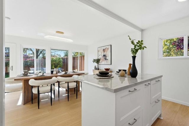 19990 Pear Tree Lane, Cupertino, CA 95014