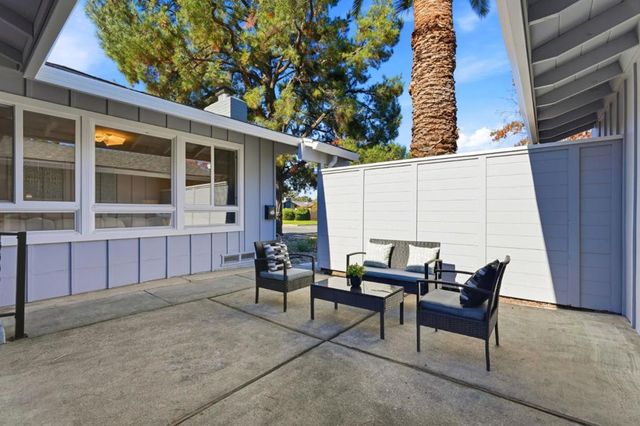 19990 Pear Tree Lane, Cupertino, CA 95014