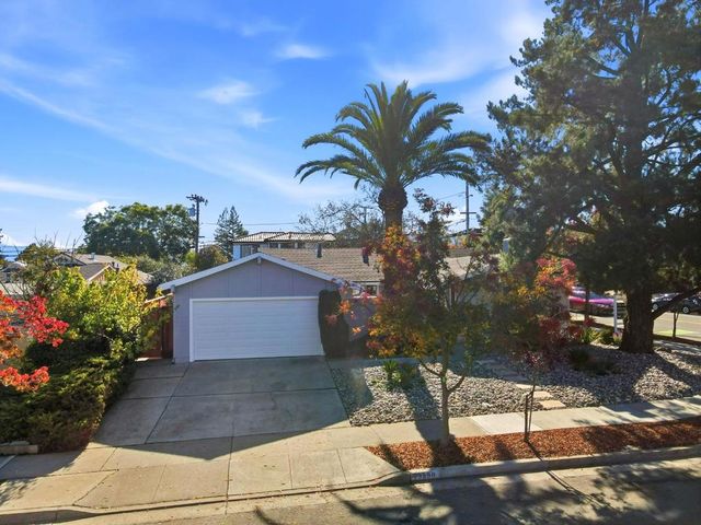 19990 Pear Tree Lane, Cupertino, CA 95014