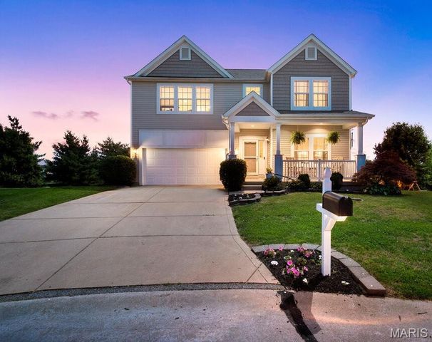 2023 Preston Woods Parkway, Lake St Louis, MO 63367