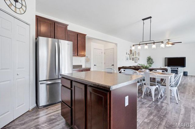 2023 Preston Woods Parkway, Lake St Louis, MO 63367
