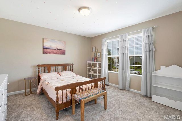 2023 Preston Woods Parkway, Lake St Louis, MO 63367