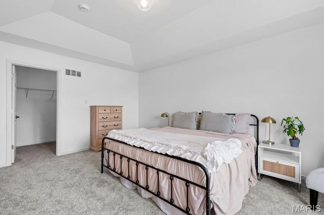 2023 Preston Woods Parkway, Lake St Louis, MO 63367