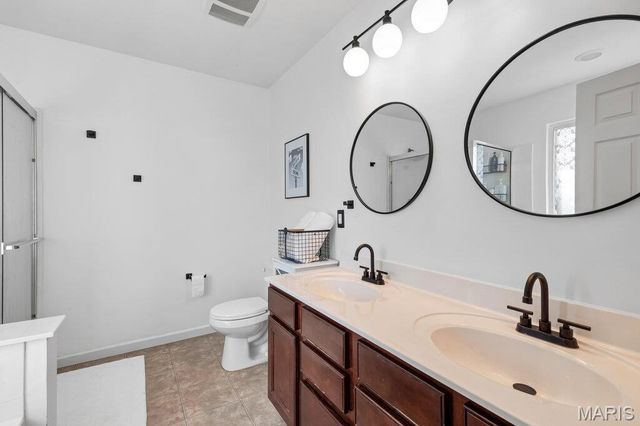 2023 Preston Woods Parkway, Lake St Louis, MO 63367