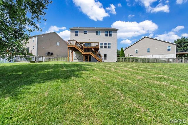 2023 Preston Woods Parkway, Lake St Louis, MO 63367