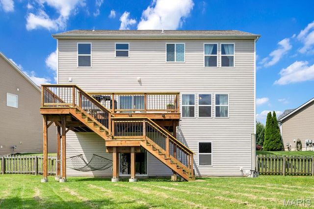 2023 Preston Woods Parkway, Lake St Louis, MO 63367