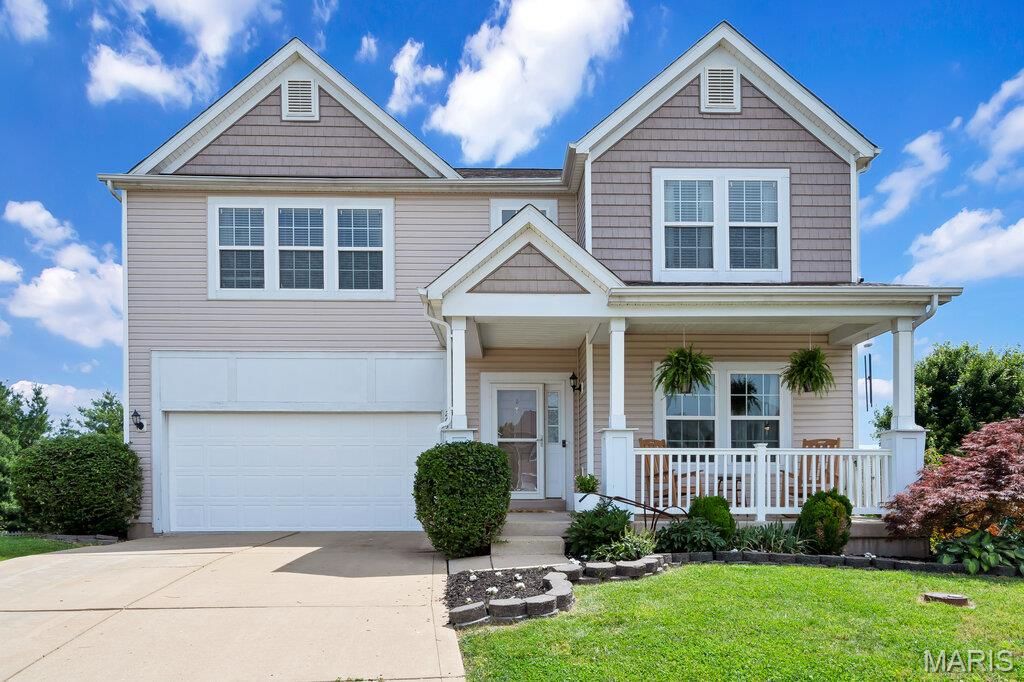2023 Preston Woods Parkway, Lake St Louis, MO 63367
