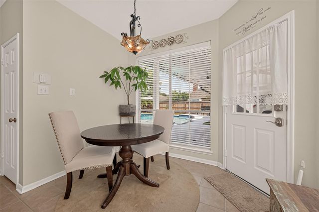 13002 Fox Brush Lane, Houston, TX 77041