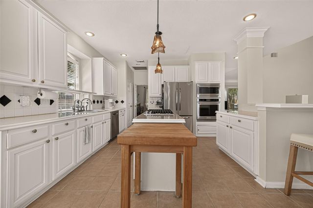 13002 Fox Brush Lane, Houston, TX 77041