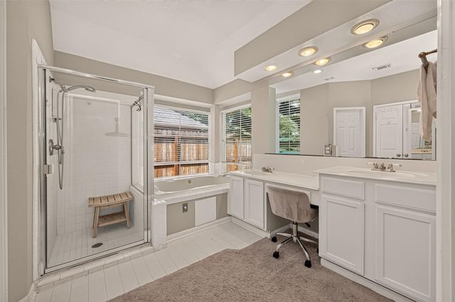 13002 Fox Brush Lane, Houston, TX 77041