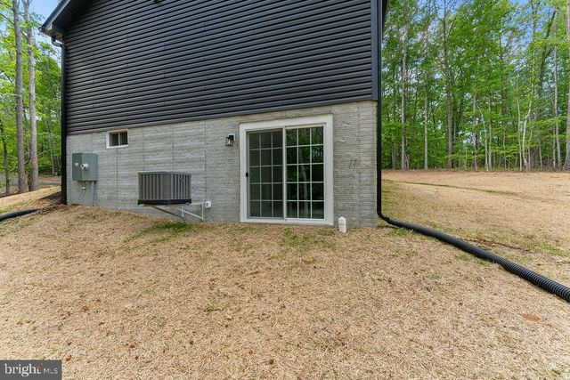 629 VAWTER CORNER RD, Louisa, VA 23093