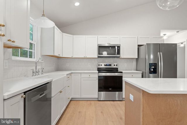 629 VAWTER CORNER RD, Louisa, VA 23093