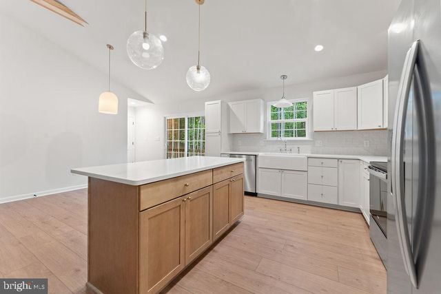 629 VAWTER CORNER RD, Louisa, VA 23093