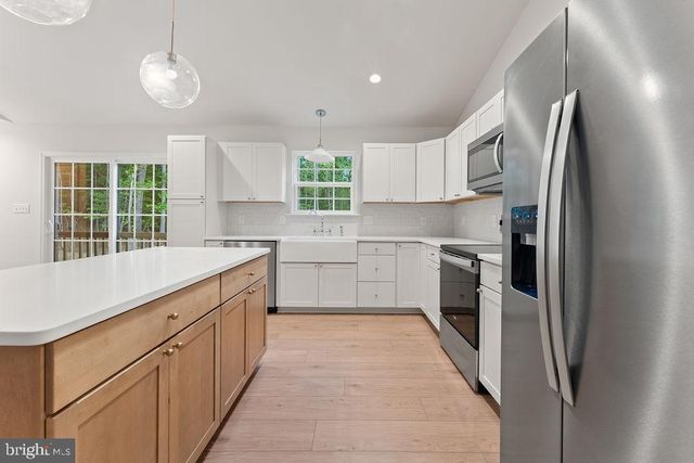 629 VAWTER CORNER RD, Louisa, VA 23093
