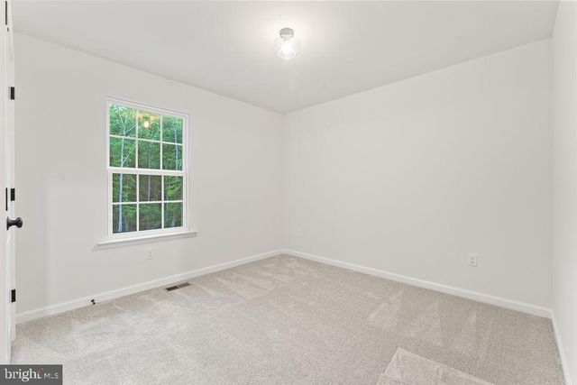 629 VAWTER CORNER RD, Louisa, VA 23093