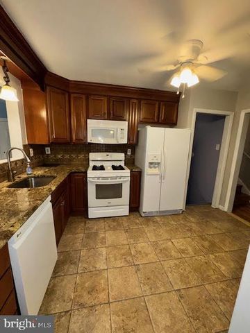 217 BRAMBER, Broomall, PA 19008