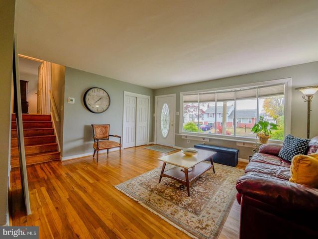 217 BRAMBER, Broomall, PA 19008