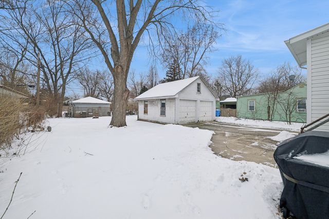 1202 Taylor Avenue, Highland Park, IL 60035