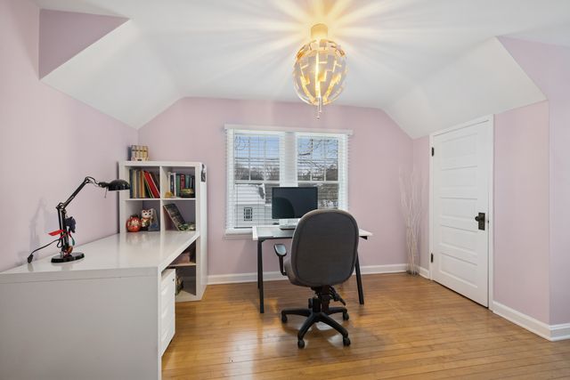 1202 Taylor Avenue, Highland Park, IL 60035