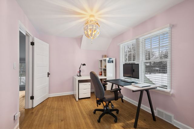 1202 Taylor Avenue, Highland Park, IL 60035