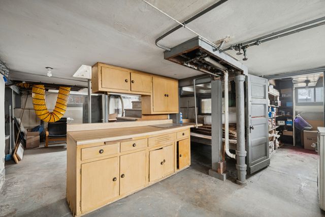 1202 Taylor Avenue, Highland Park, IL 60035