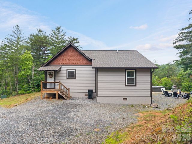 79 Trillium Way, Bryson City, NC 28713