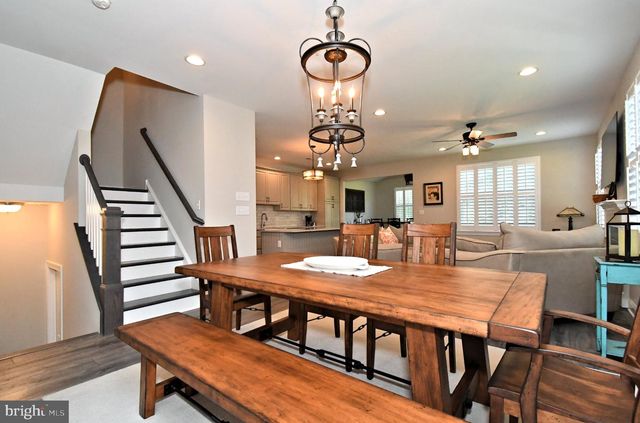 242 HILLSTONE CIR, Souderton, PA 18964