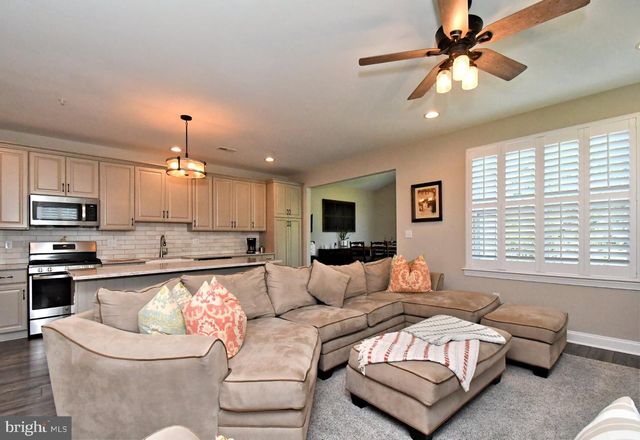242 HILLSTONE CIR, Souderton, PA 18964