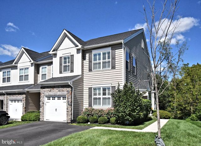 242 HILLSTONE CIR, Souderton, PA 18964