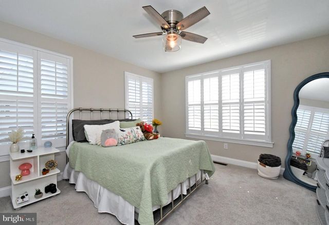 242 HILLSTONE CIR, Souderton, PA 18964