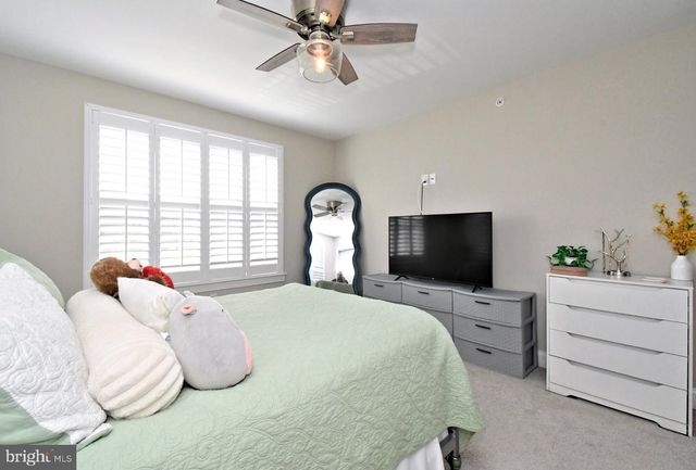 242 HILLSTONE CIR, Souderton, PA 18964