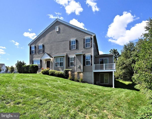 242 HILLSTONE CIR, Souderton, PA 18964