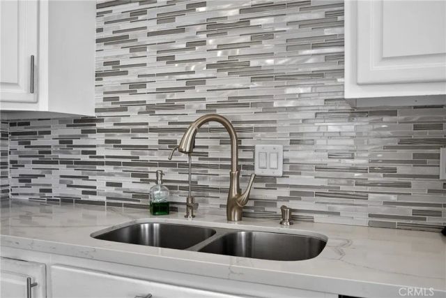 9541 Via Salerno, Burbank, CA 91504