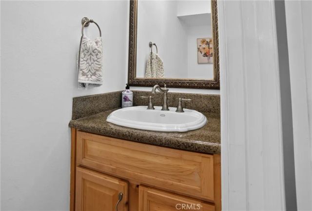 9541 Via Salerno, Burbank, CA 91504