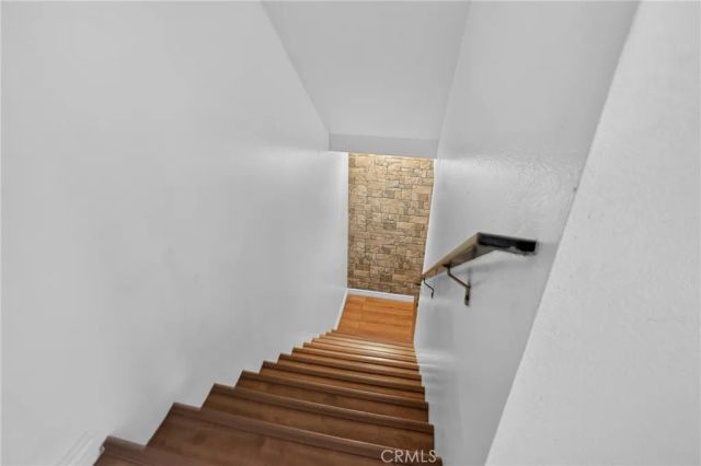 9541 Via Salerno, Burbank, CA 91504