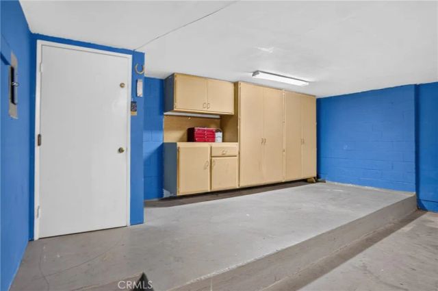 9541 Via Salerno, Burbank, CA 91504