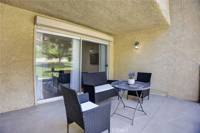 9541 Via Salerno, Burbank, CA 91504