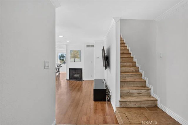 9541 Via Salerno, Burbank, CA 91504
