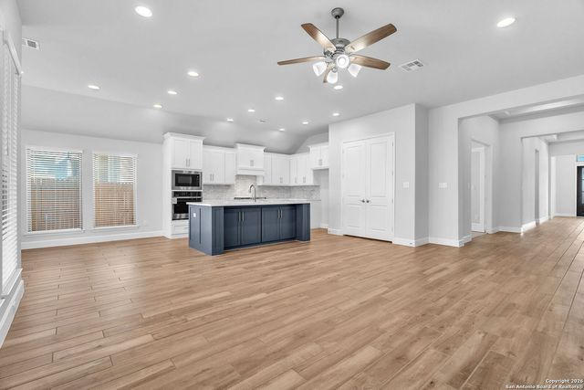 12335 Fort Duncan, San Antonio, TX 78245