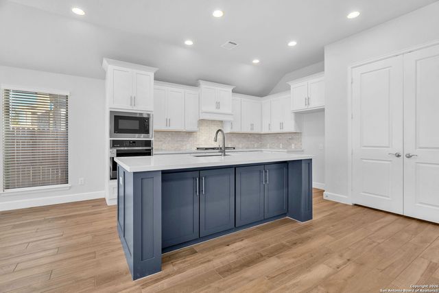 12335 Fort Duncan, San Antonio, TX 78245