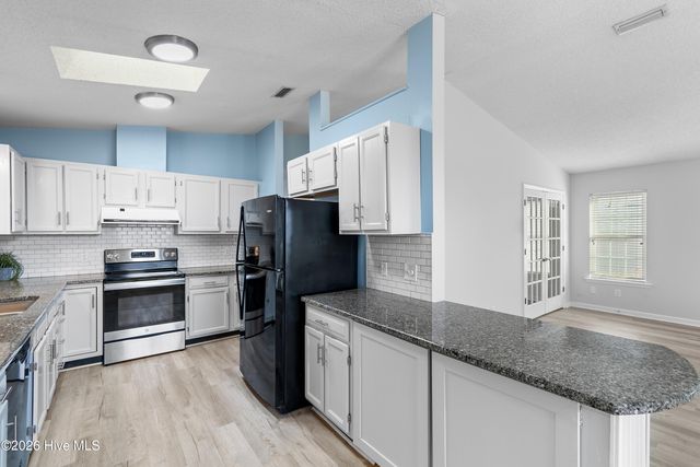 533 Leeward Way, Calabash, NC 28467