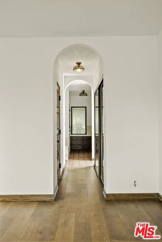 1702 Idaho Avenue 3, Santa Monica, CA 90403