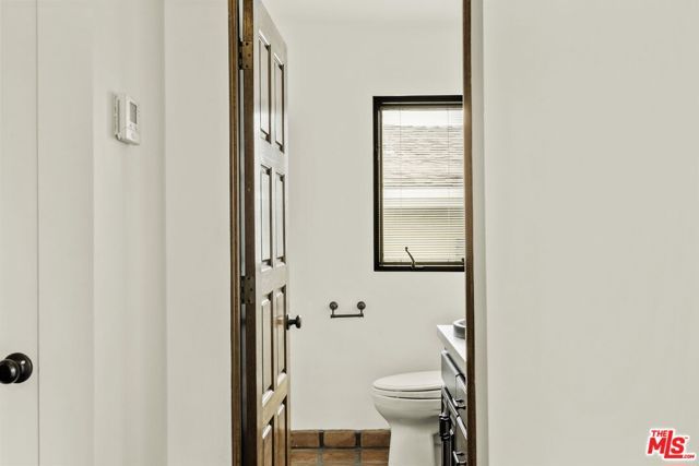 1702 Idaho Avenue 3, Santa Monica, CA 90403