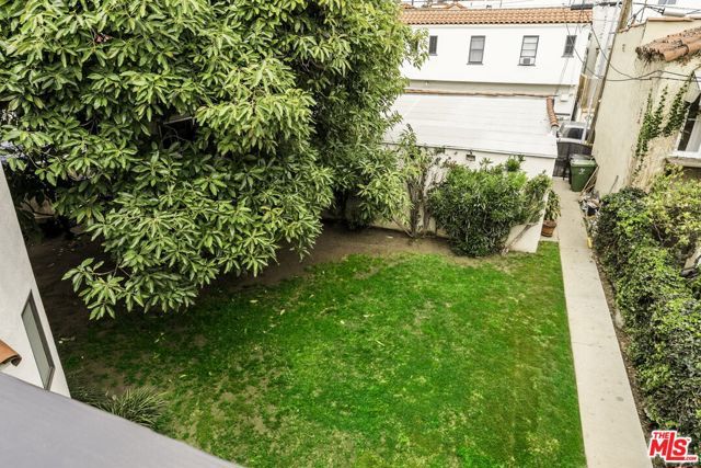 1702 Idaho Avenue 3, Santa Monica, CA 90403