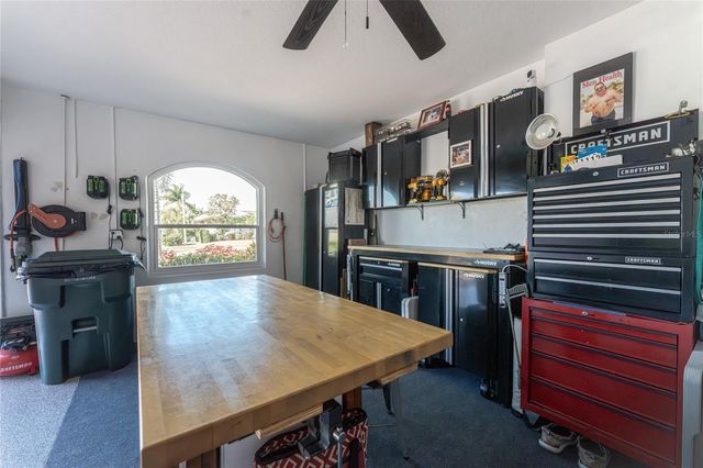 537 LAKE OF THE WOODS DRIVE, Venice, FL 34293