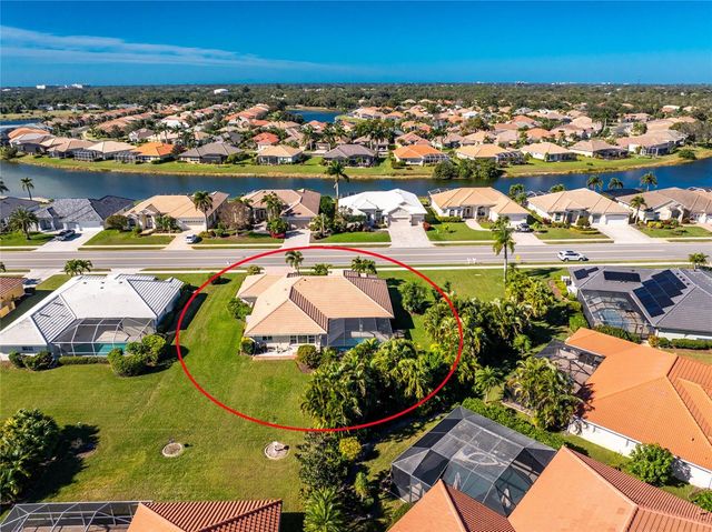 537 LAKE OF THE WOODS DRIVE, Venice, FL 34293