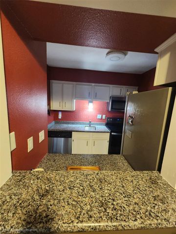 1880 White Oak Drive 127, Houston, TX 77009