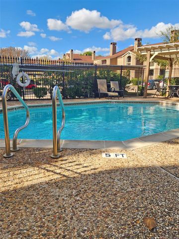 1880 White Oak Drive 127, Houston, TX 77009