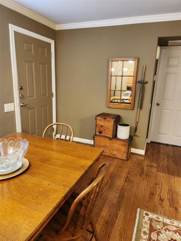 1880 White Oak Drive 127, Houston, TX 77009