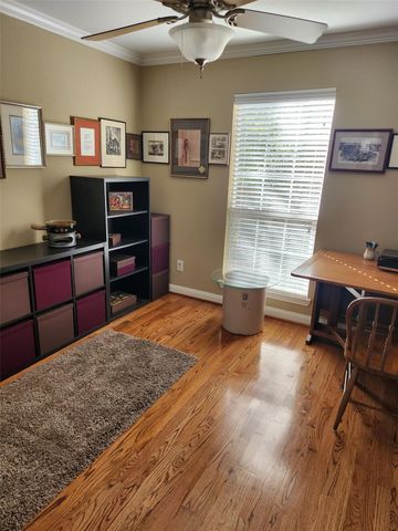 1880 White Oak Drive 127, Houston, TX 77009